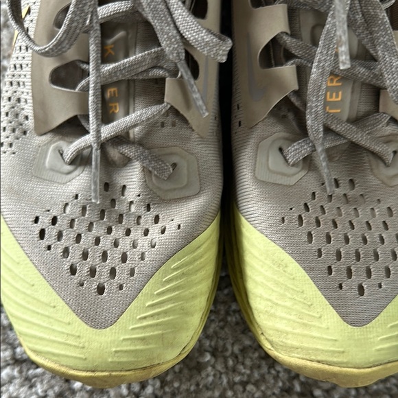 🐉Nike Terra Kiger Trail Running Shoes - Good Condition- Barely worn Treads good - Picture 6 of 6